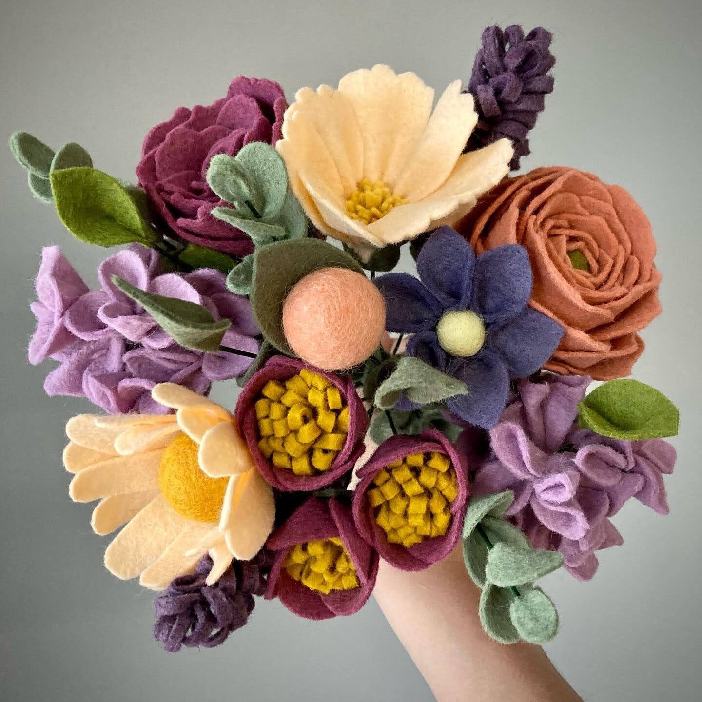 Felt Billy Balls Single Stem, Custom Color, Felt Flower Bouquet, Home Decor